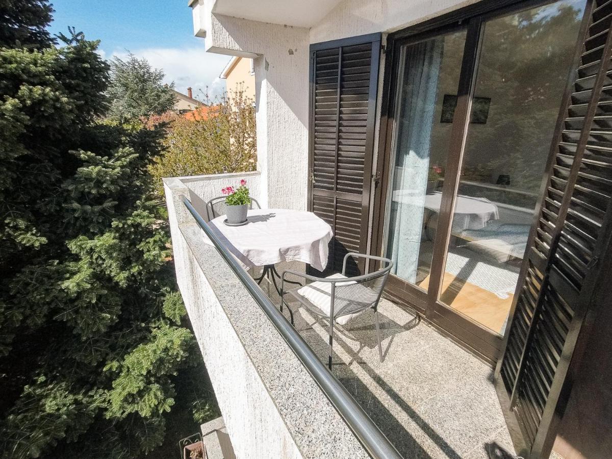 Apartment Maja Medulin Bagian luar foto