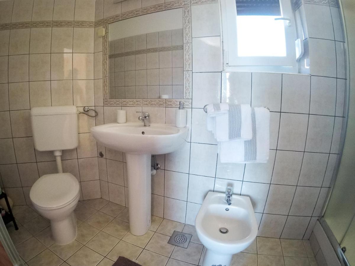 Apartment Maja Medulin Bagian luar foto